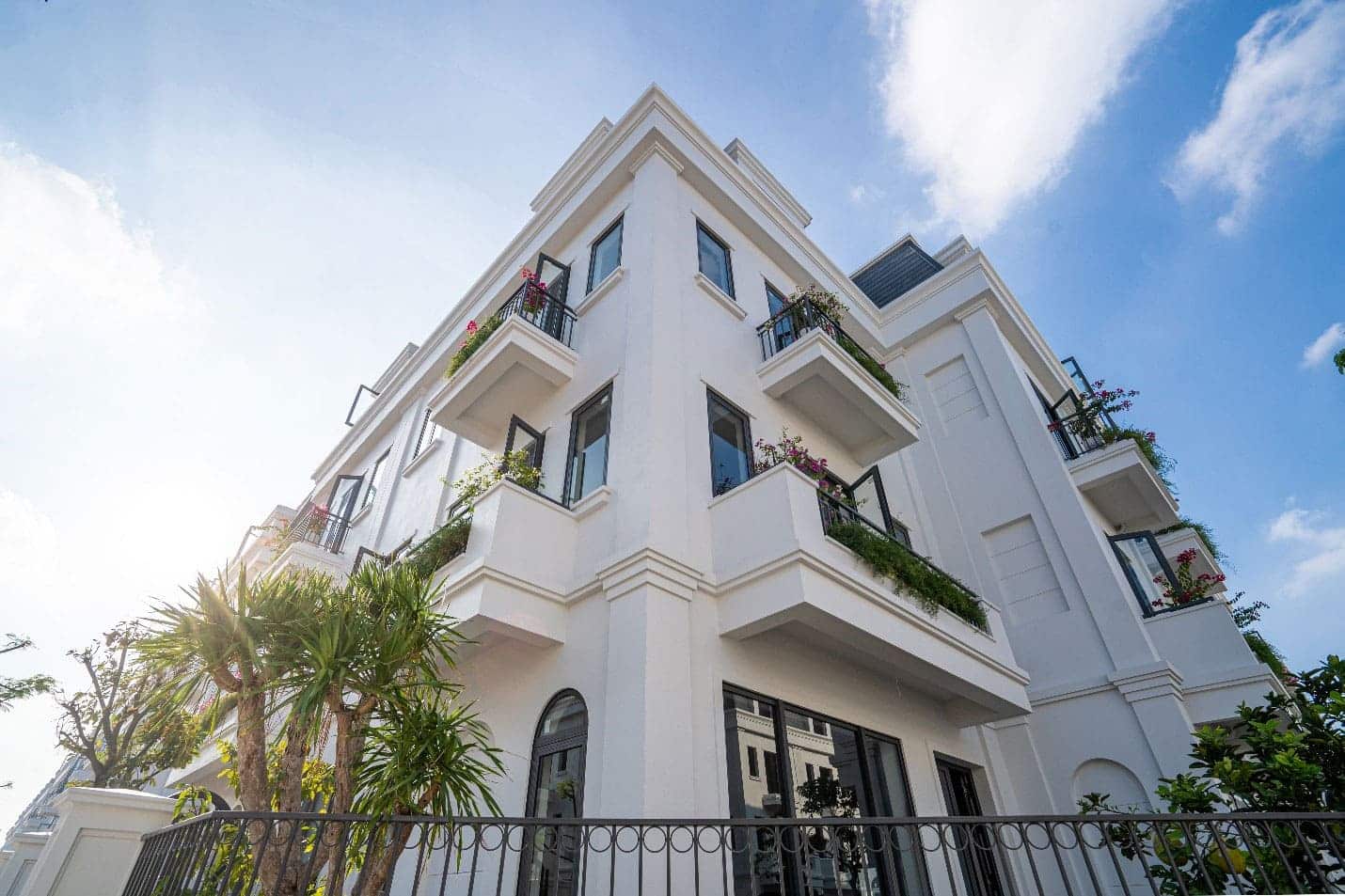 Mỗi căn biệt thự Solasta Mansion được đầu tư chỉn chu với thông điệp “Sống rực rỡ”.