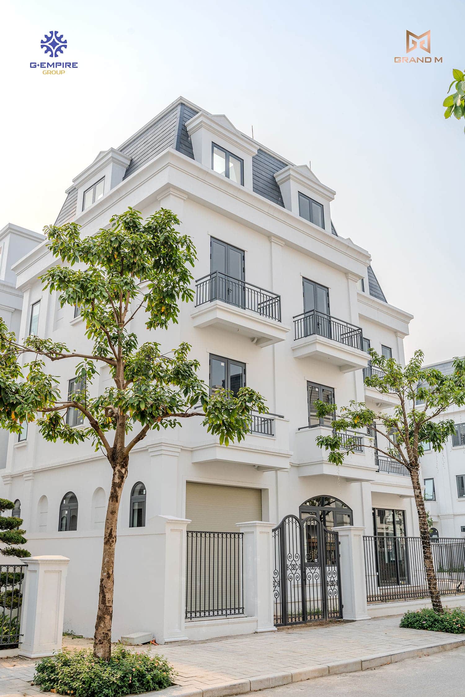 Hình ảnh thực tế dự án biệt thự Solasta Mansion Dương Nội vào tháng 4 năm 2024.