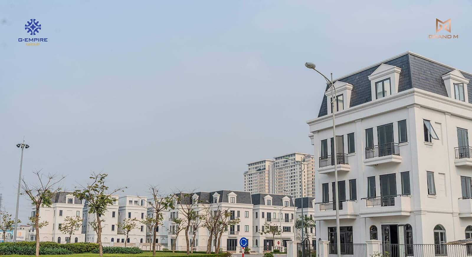 Hình ảnh thực tế dự án biệt thự Solasta Mansion Dương Nội vào tháng 4 năm 2024.